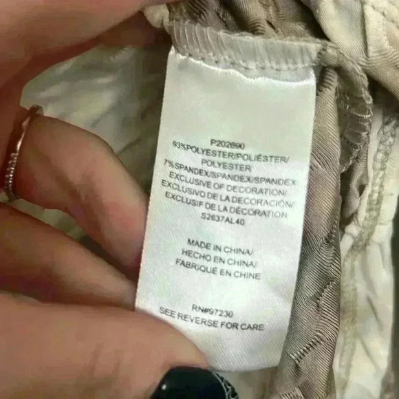 5/$25 NWOT Almost Famous Hoodie - Picture 3 of 3